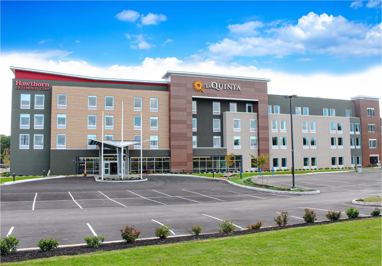dual branded hotel at the Funplex Mount Laurel